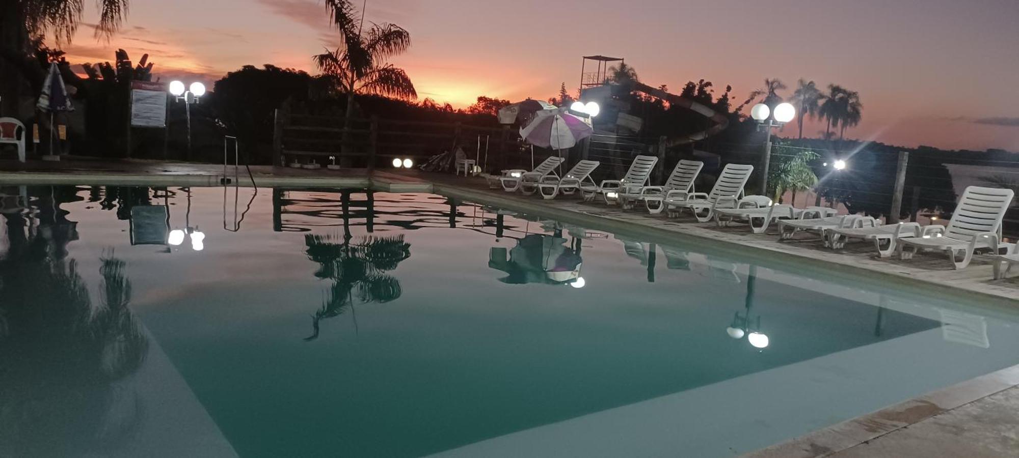 Sunset Thermas Park بارانابانيما المظهر الخارجي الصورة