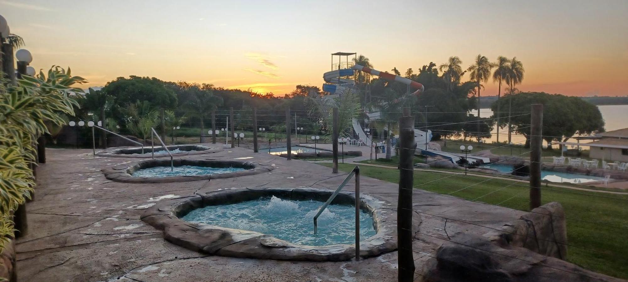 Sunset Thermas Park بارانابانيما المظهر الخارجي الصورة